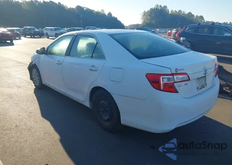 2012 Toyota Camry Le z USA, uszkodzony, nr VIN 4T1BF1FK4CU159909